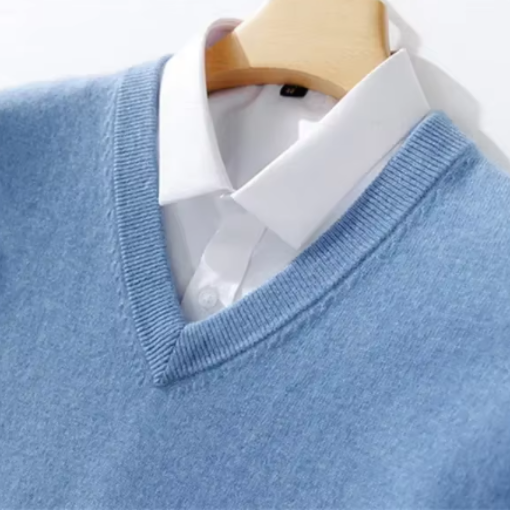 Aureo Madrid™ | Elegante jersey con cuello en V