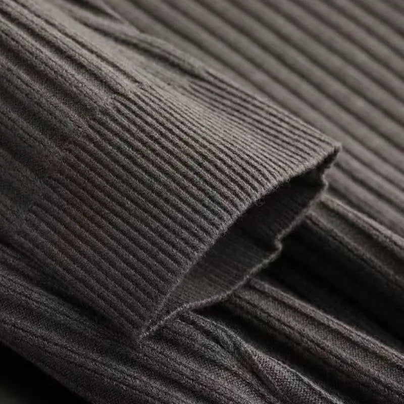 Aureo Madrid™ | Elegante jersey a rayas con cremallera