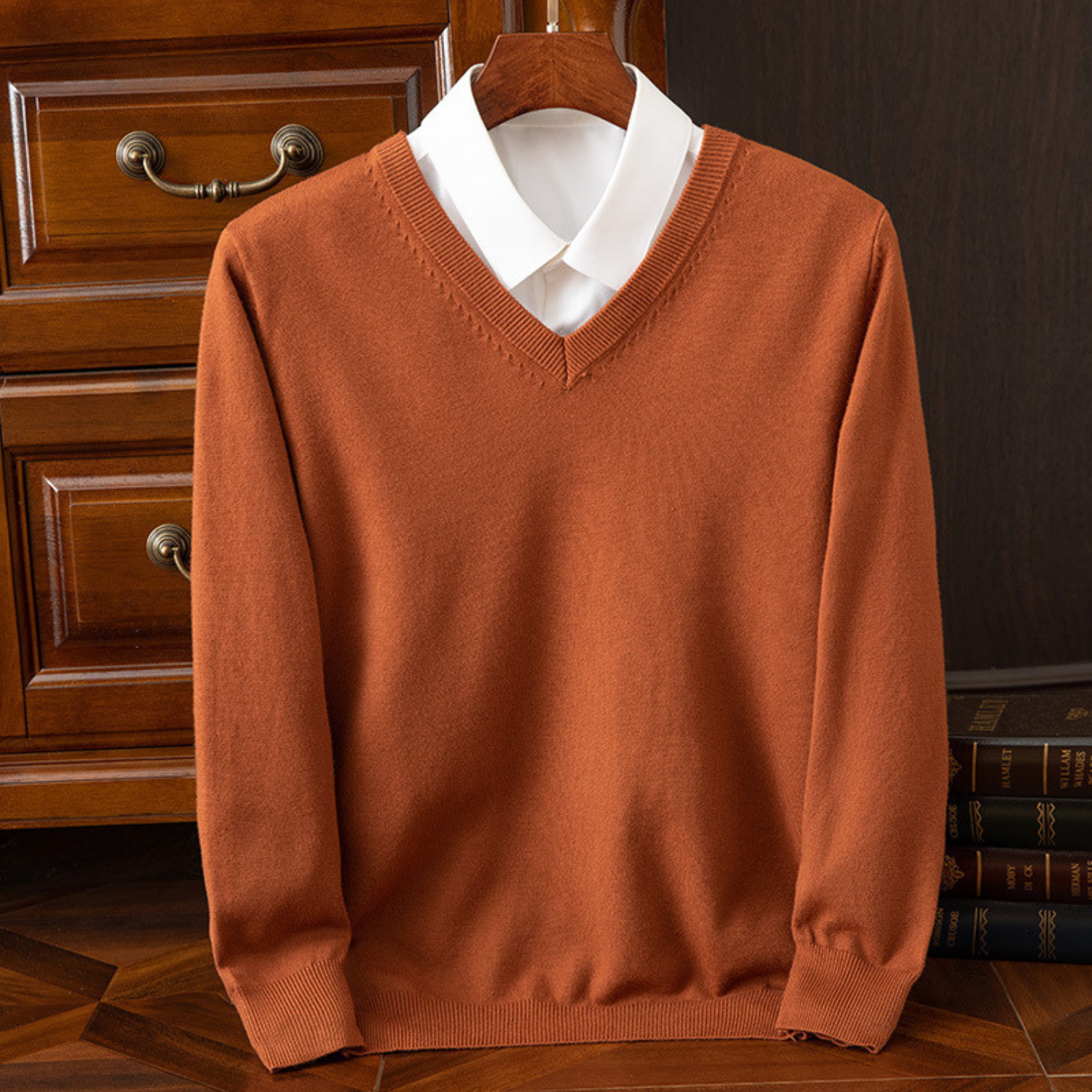 Aureo Madrid™ | Jersey elegante con cuello en V